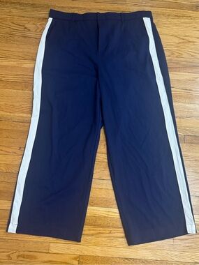 torrid Navy pants with White Side Stripes (18R) NWT